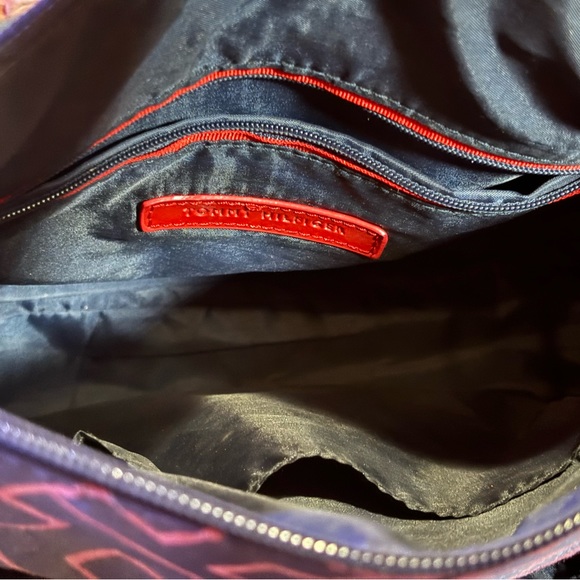 Tommy Hilfiger 'Bowler' Canvas Tote 'Airplane' Bag - Picture 6 of 7